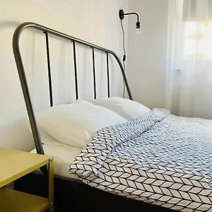  Apartament Sloneczne Mieszkanie Blisko Expo, Tauron Arena